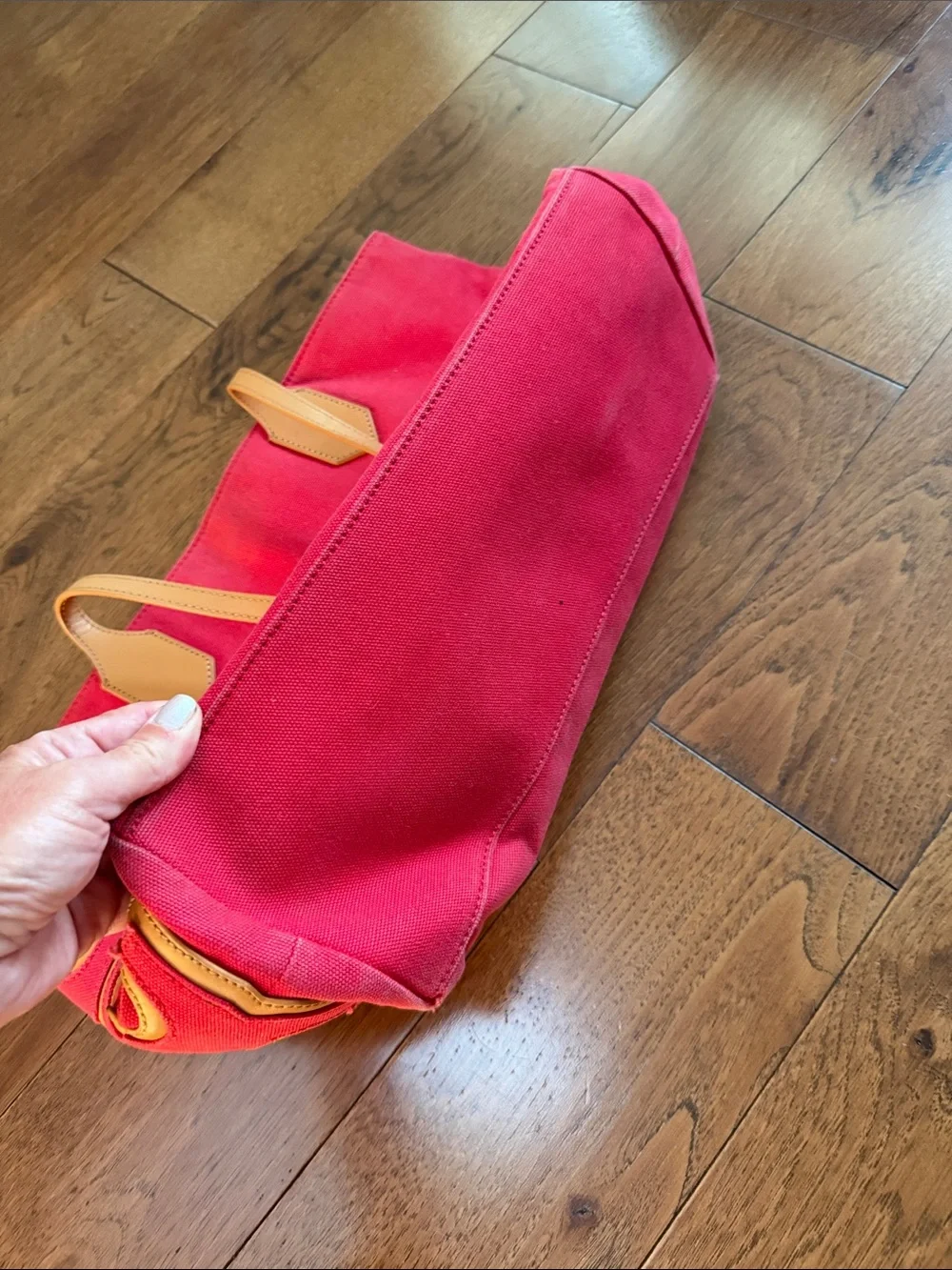 AUTHENTIC TORY BURCH TOTE